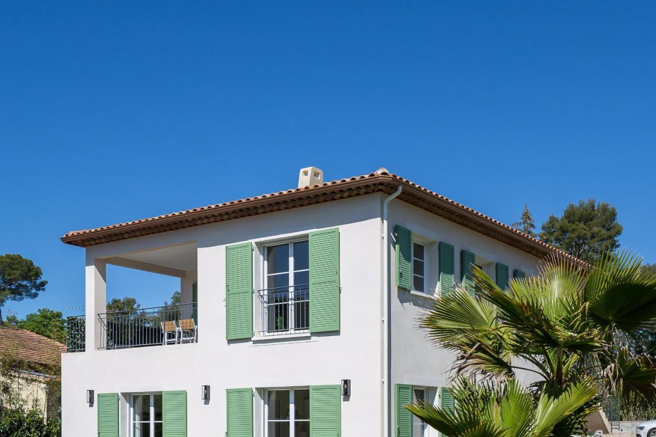 Luxurious And Spacious Apartment In The Heart Of The Cote D'Azur Roquefort-les-Pins Zewnętrze zdjęcie